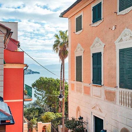 Santa Chiara Apartment By Wonderful Italy Генуя Экстерьер фото